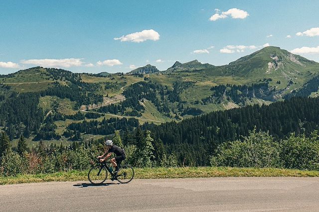 Voyage Gravel, la traversée des Alpes du Nord