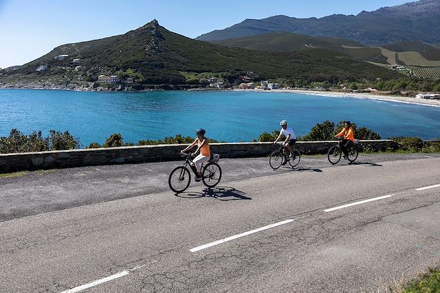 Voyage De Bastia à Ajaccio par la côte à vélo électrique