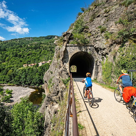 L'Ardèche secrète à vélo sur la Dolce Via