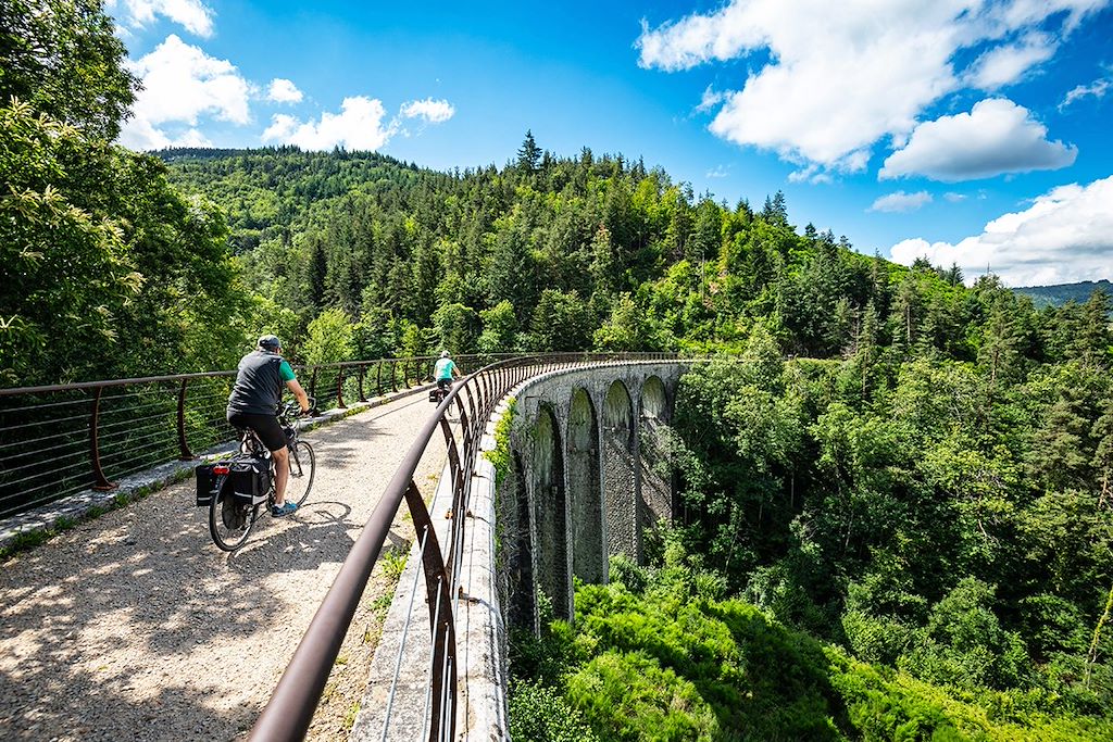Image Dolce Via à vélo - Vallée de l'Eyrieux à vélo - Via Rhôna