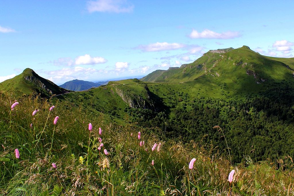 Image Grande Traversée du Massif Central - Randonnée Volcans d'Auvergne - Trek Cevennes - GTMC