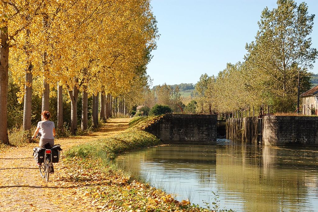 Image Canal de Bourgogne à vélo - Bourgogne à vélo