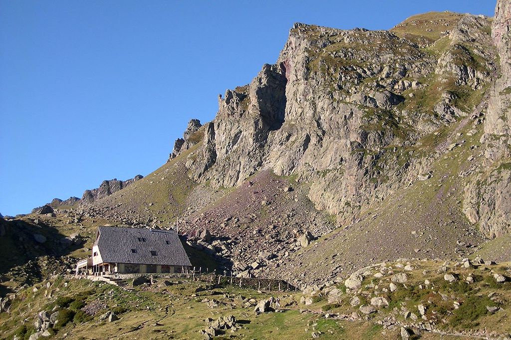 Image Randonnée Du Pic D'Anie Au Cirque De Gavarnie - Grande Traversée Des Pyrénées - Trek France