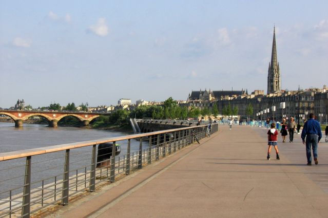 Image Canal de la Garonne à vélo : de Bordeaux à Toulouse