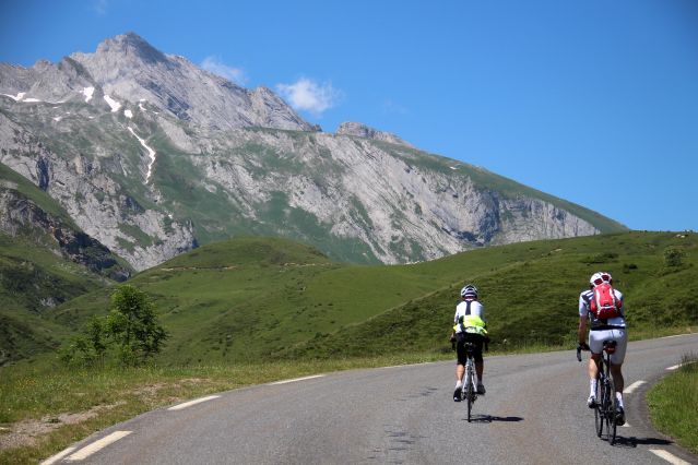Image La traversée des Pyrénées en vélo de route