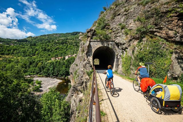 Voyage L'Ardèche secrète à vélo sur la Dolce Via