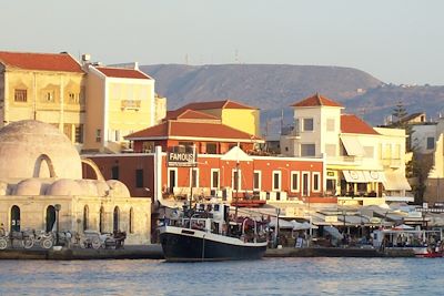 © Julie Afsa - La Chania - Crete - Grèce La Chania - Crete - Grèce