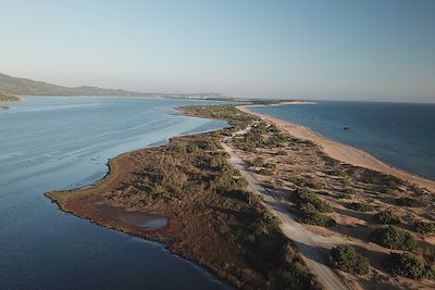 Plage d'Halikounas et lac Korission - Corfou - Grèce