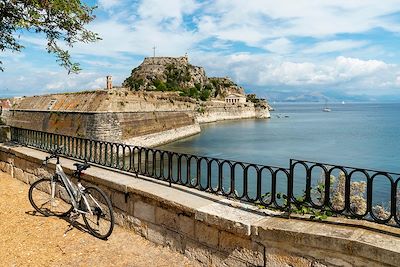 Les merveilles de l'île de Corfou à vélo