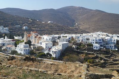 © Marie Barbaud - Pyrgos - Tinos - Grèce Pyrgos - Tinos - Grèce