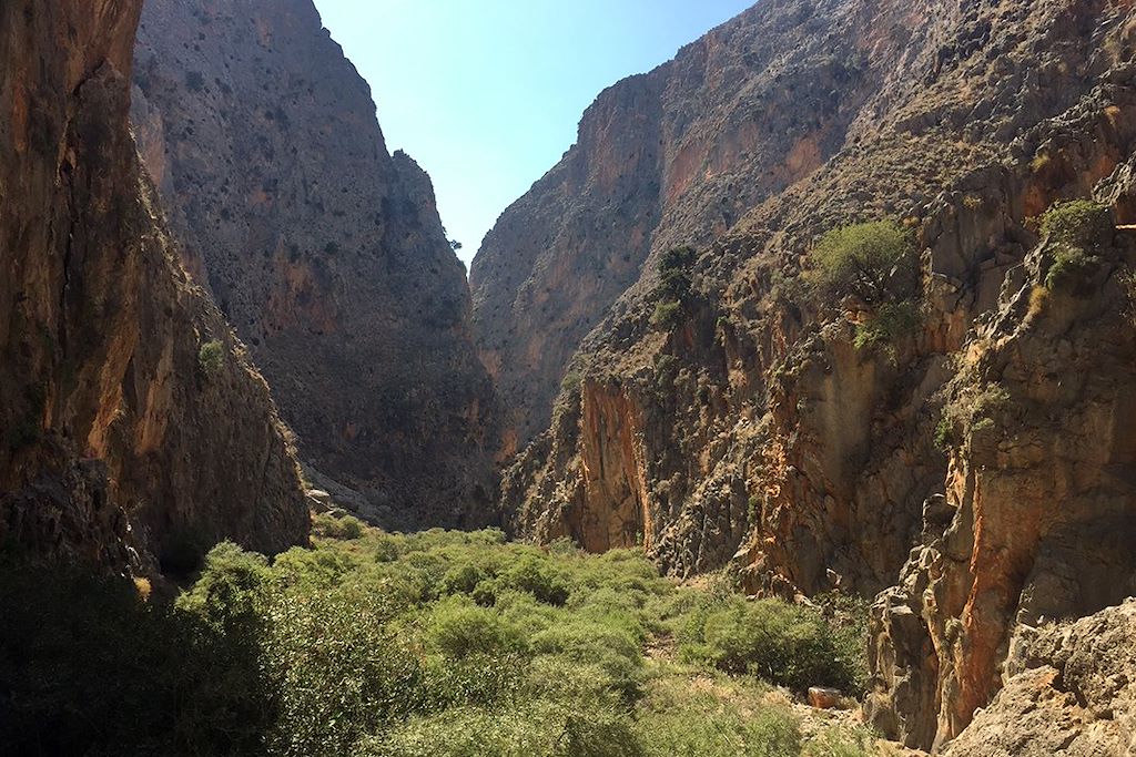 Image Randonnée En Crete - Randonnée De Loutro À Paléochora - Randonnée Dans Les Gorges De Samaria