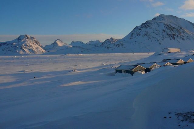 Voyage à la neige : Raid à ski sur la banquise du Groenland