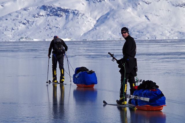 Voyage : Sur les traces de Paul-Emile Victor Voyage Sur les traces de Paul-Emile Victor