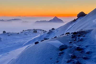 © Nicolas Dubreuil - Coucher de soleil au Groenland Coucher de soleil au Groenland