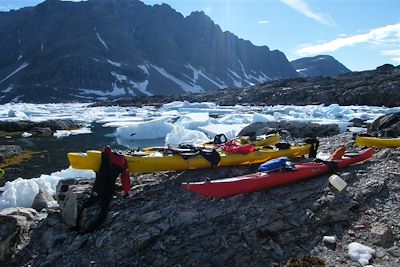 © Yann Lemoine - Kayak et banquise de la côte est - Groenland Kayak et banquise de la côte est - Groenland
