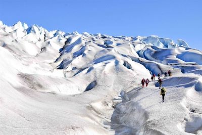 © Tasermiut - Randonnée sur le glacier Qaleraliq - Groenland Randonnée sur le glacier Qaleraliq - Groenland
