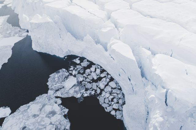 Voyage à la neige : L\'ouest arctique : Canada et Groenland