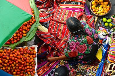 © Frédéric Soreau / Photononstop - marché de Chichicastenango - Guatemala marché de Chichicastenango - Guatemala