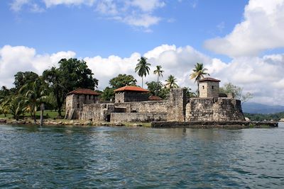 © Mathilde Salmon - Balade sur le Rio Dulce - Guatemala Balade sur le Rio Dulce - Guatemala