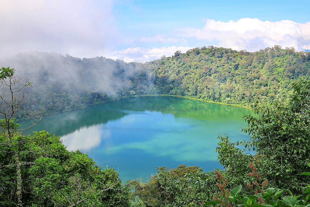Image Randonnée Volcans - Lac Atitlan - Visite Cité Maya De Tikal - Marché De Chichicastenango