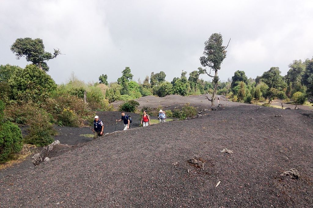 Image Ascension Volcan - Ville Coloniale Antigua - Volcan Fuego