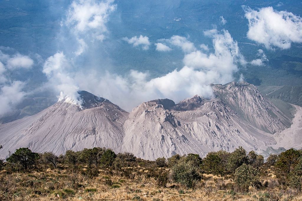 Image Trek cité perdue El Mirador - volcan Fuego - ville coloniale Antigua
