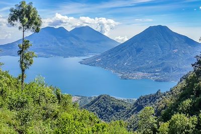Lac Atitlun - Volcans - Guatemala 