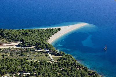 © Office de Tourisme Split Tourist Board - Bol - Île de Brac - Croatie - Europe du sud - Europe Bol - Île de Brac - Croatie - Europe du sud - Europe