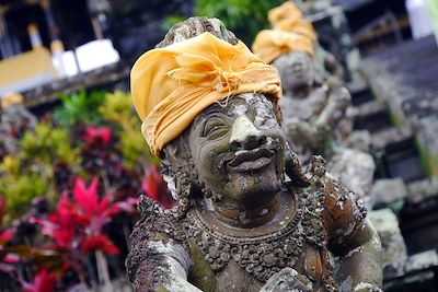 © Mathilde Salmon - Temple de Besakih - Bali - Indonésie Temple de Besakih - Bali - Indonésie