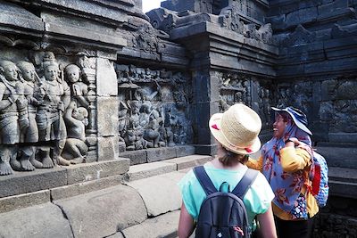 © Marie Astrid Peltier - Temple de Borobudur - Java - Indonésie Temple de Borobudur - Java - Indonésie
