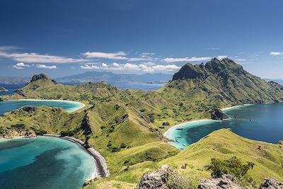 Chaîne de montagnes du parc national de Komodo- Indonésie