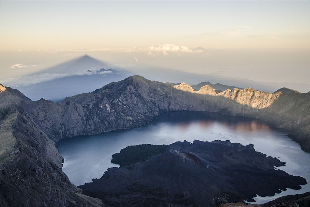Image Randonnée Hors Des Sentiers Battus - Ascension Volcan Rinjani - Ascension Agung - Trek Rizières Side