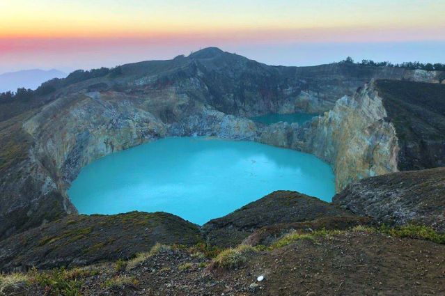 Lac - Volcan Kalimutu - Florès - Indonésie
