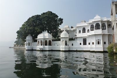 Le Lake Palace sur le Lac Pichola - Inde