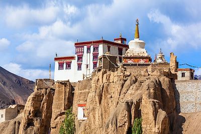 © saiko3p / iStock - Monastère de Lamayuru au Ladakh - Inde Monastère de Lamayuru au Ladakh - Inde