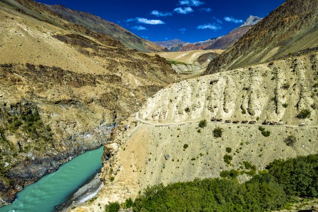 Image Vallée de la Tsarap et montagnes du Zanskar