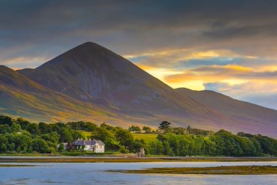 © Jon Arnold Images/ hemis.fr - Croagh Patrick Holy Mountain en Irlande Croagh Patrick Holy Mountain en Irlande