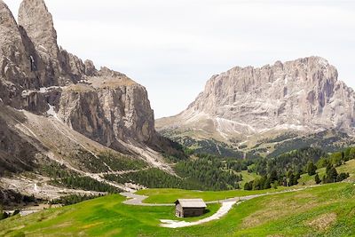 © Bruno Poinson - Randonnée dans les Dolomites - Italie Randonnée dans les Dolomites - Italie