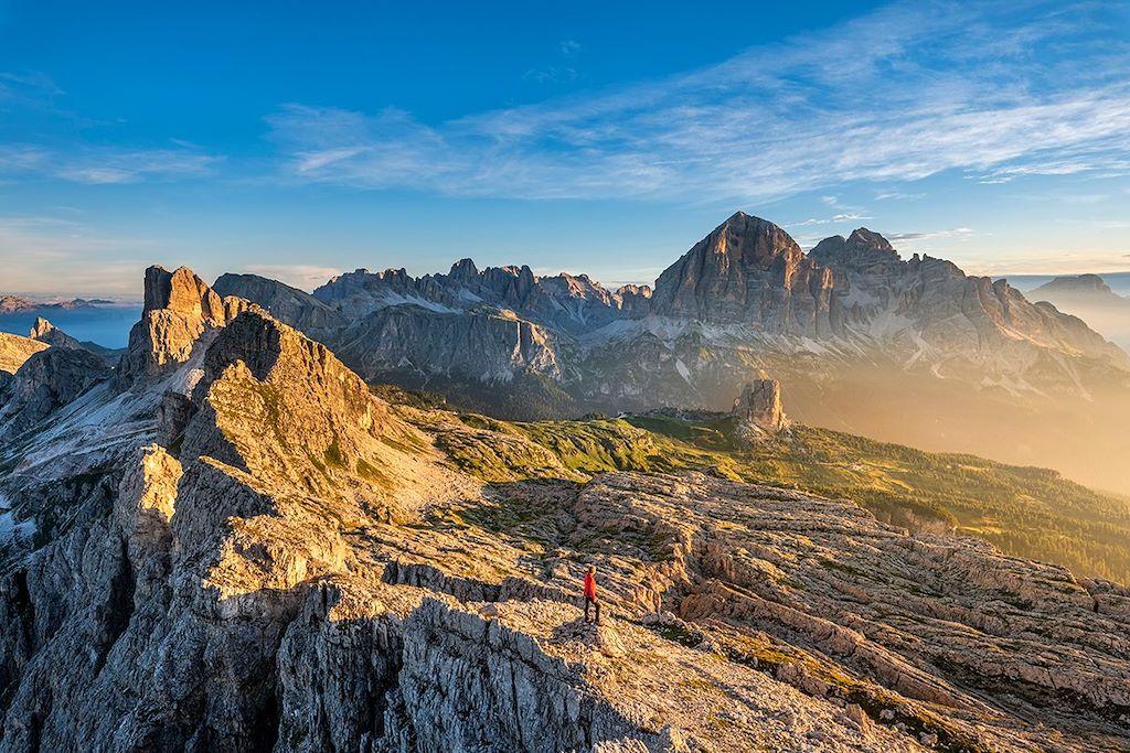 Dolomites, sommets et lacs mythiques