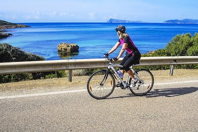 © Saddle Skedaddle - Pixinni - Sardaigne - Italie Pixinni - Sardaigne - Italie