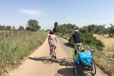 Voyage Les Pouilles à vélo en famille du Salento à la mer 1