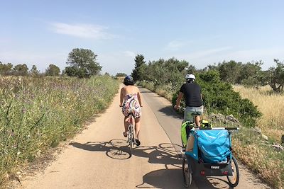 Voyage Les Pouilles à vélo en famille du Salento à la mer 1