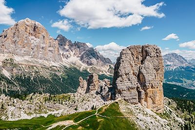 © Eva / Adobe Stock - Cinque Torri - Dolomites - Italie Cinque Torri - Dolomites - Italie
