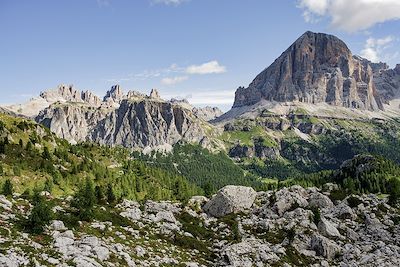 © infiltrant / Adobe Stock - Massif du Tofane - Dolomites - Italie Massif du Tofane - Dolomites - Italie