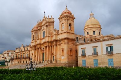 © Laurie Arnaud - Cathédrale de Noto - Sicile - Italie Cathédrale de Noto - Sicile - Italie