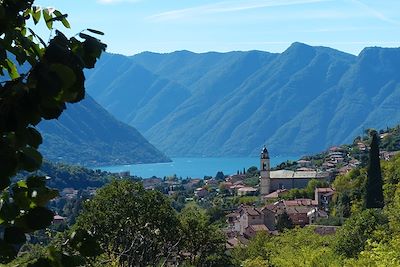 © Nadia Gay - Tremezzina - Lac de Côme - Italie Tremezzina - Lac de Côme - Italie