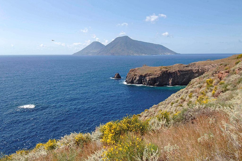 Image Randonnée Etna - Voyage Enfants - Découverte Volcans - Vulcano - Sicile en famille
