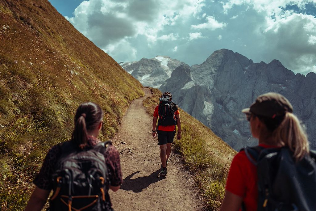 Image Trekking Dolomites - Cinque Torri - Lago Federa