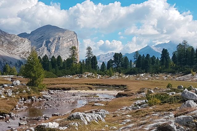 Image Dolomites, sommets et lacs mythiques
