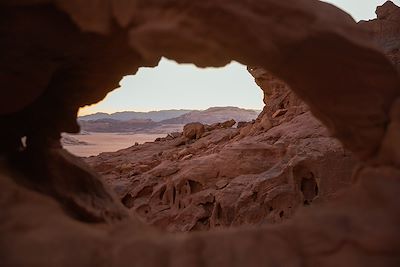© Delphine Sinanian pour Terres d'Aventure - Roches et montagnes - Wadi Rum Roches et montagnes - Wadi Rum